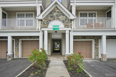 152 Prestwick Way, Townhouse with 3 bedrooms, 2 bathrooms and null parking in Edison NJ | Image 3