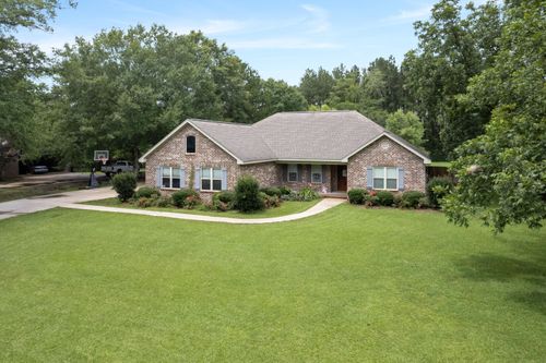 20 Eastwood Estates Rd, Petal, MS, 39465-9725 | Card Image