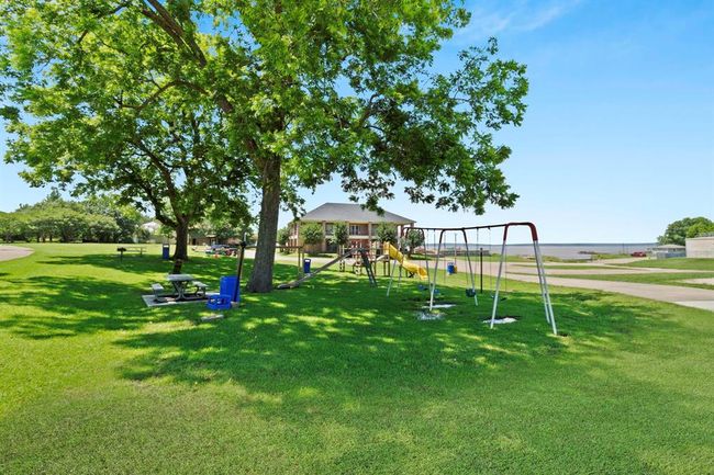 community playground | Image 4