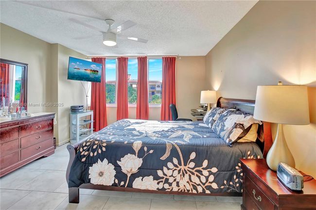 APT-461 - 3651 Environ Blvd, Condo with 2 bedrooms, 2 bathrooms and null parking in Lauderhill FL | Image 4