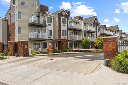 1b-9422 Magnolia Court, New York, NY, 11417 | Card Image