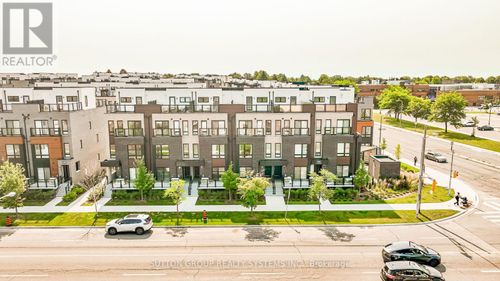 11-235 Mclevin Avenue, Toronto (Malvern), ON, M1B0E8 | Card Image