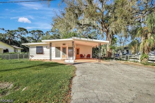 1802 Marilyn Dr, North Fort Myers, FL, 33917-3962 | Card Image