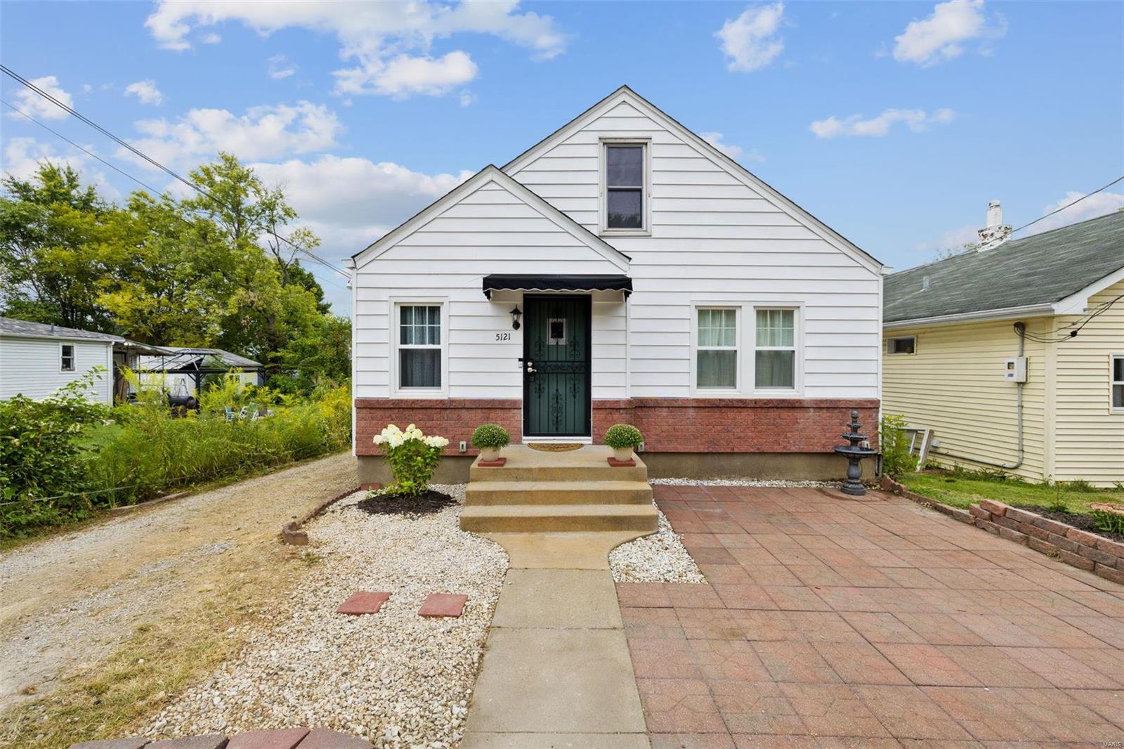 Hilda Ave, Saint Louis, MO 63123