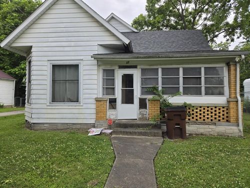 17 N Gum St, North Vernon, IN, 47265-1711 | Card Image