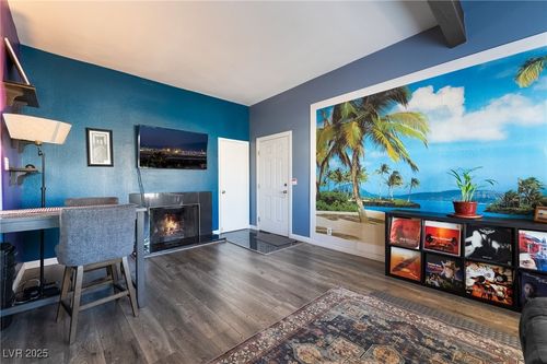 unit-10-4391 Gannet Cir, Las Vegas, NV, 89103-1720 | Card Image