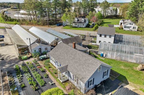 136 Milton Rd, Rochester, NH, 03868-8709 | Card Image