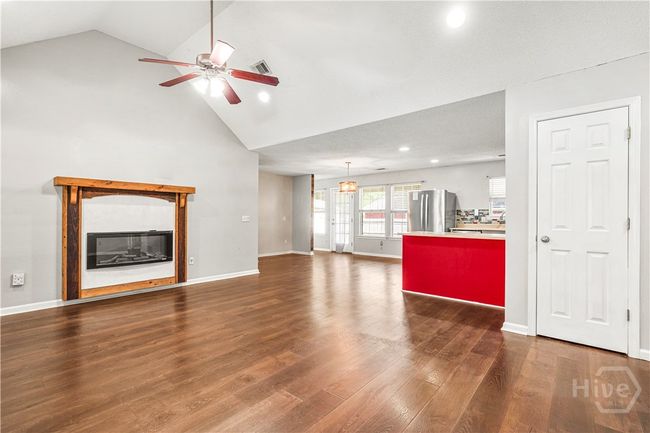 125 Crossing Cir, House other with 3 bedrooms, 2 bathrooms and null parking in Rincon GA | Image 8