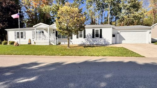 3485 Cloverfield Drive, Cedar Springs, MI, 49319 | Card Image