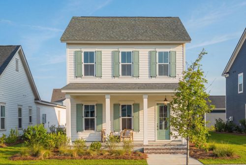 744 Blueway Ave, Summerville, SC, 29486-5477 | Card Image