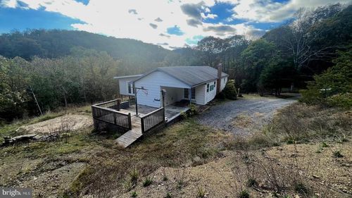 9710 Cumberland Rd, SPRINGFIELD, WV, 26763 | Card Image