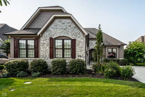 465 Heritage Terrace Ln, Carmel, IN, 46032-9188 | Card Image