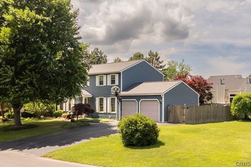 4203 Gopher Cir, Liverpool, NY, 13090-6845 | Card Image