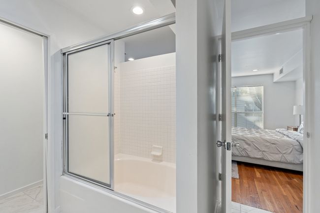 UNIT-7 - 4122 Travis St, Condo with 2 bedrooms, 3 bathrooms and null parking in Dallas TX | Image 20