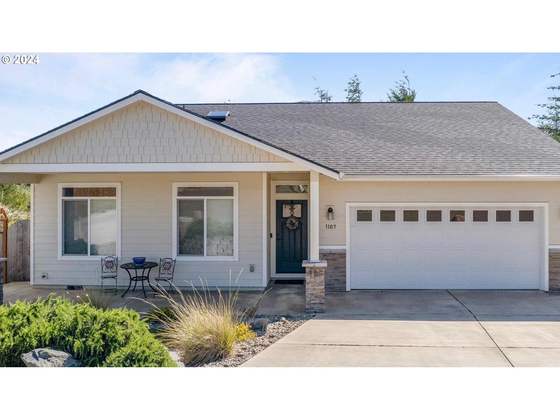 Nautical Ct, Coos Bay, OR 97420