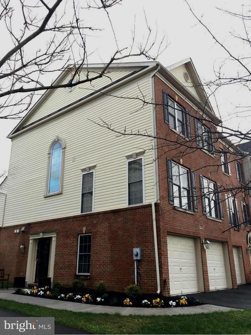 5316 Rosemallow Cir, CENTREVILLE, VA, 20120-3073 | Card Image