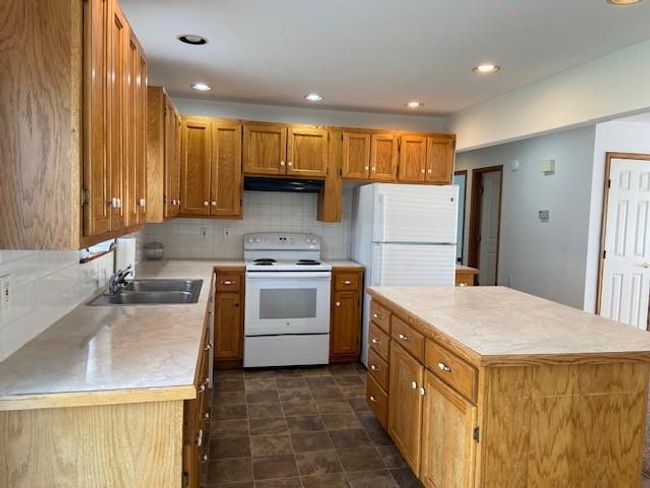 Hallway to Bathroom and 3 bedrooms | Image 5