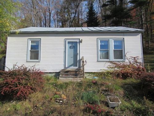 46 Ledgeside Ter, White River Junction, VT, 05001-2825 | Card Image