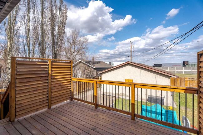 8408 Addison Dr Se, House other with 4 bedrooms, 2 bathrooms and 3 parking in Calgary AB | Image 28