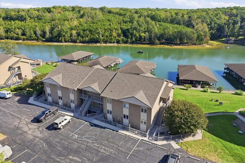 8-1103 Mariners Way, Huddleston, VA, 24104-3593 | Card Image