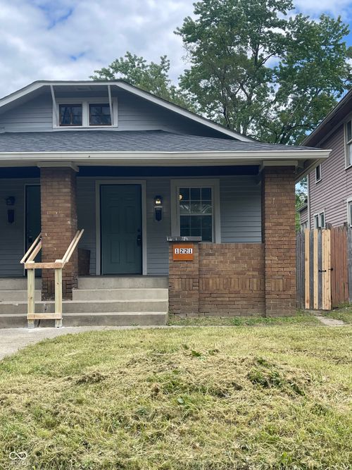 1221 Oxford St, Indianapolis, IN, 46201-1324 | Card Image