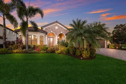 13415 Swiftwater Way, BRADENTON, FL, 34211 | Card Image