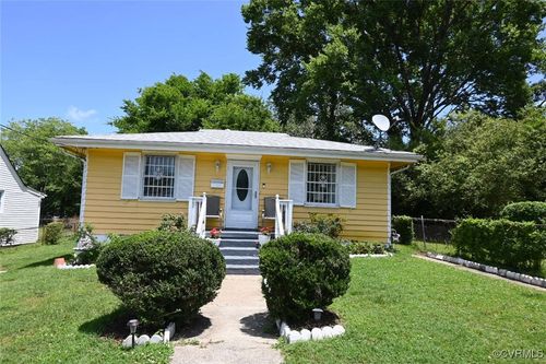 807 Prince Ave, Petersburg, VA, 23803-4958 | Card Image