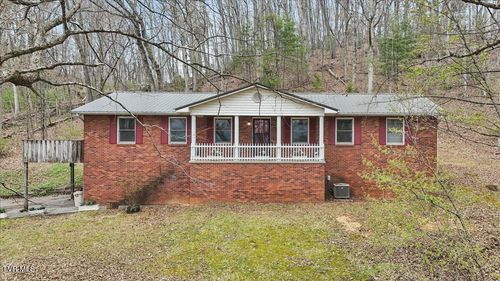 216 Fitzsimmons Hill Rd, Elizabethton, TN, 37643-5265 | Card Image