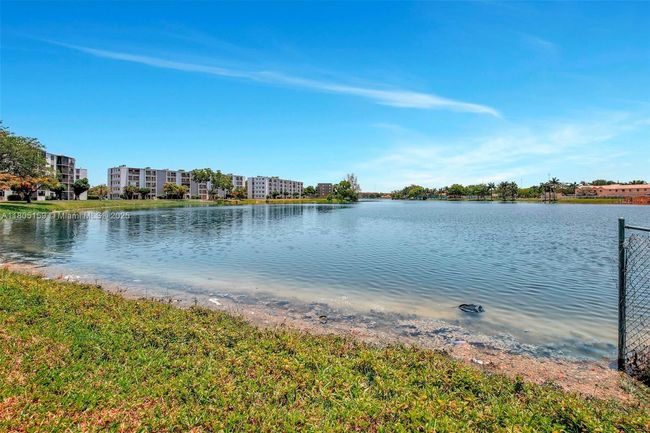 APT-401 - 8720 N Sherman Cir, Condo with 2 bedrooms, 2 bathrooms and null parking in Miramar FL | Image 33