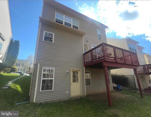 9241 Greenshire Dr, MANASSAS PARK, VA, 20111-3036 | Card Image