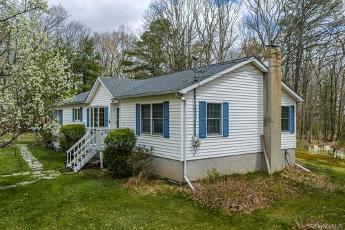 114 Kalin Weber Rd, Glen Spey, NY, 12737-6161 | Card Image