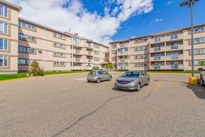 309 - 22 Park Meadows Dr Se, Condo with 2 bedrooms, 2 bathrooms and 1 parking in Medicine Hat AB | Image 2