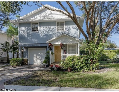 4-2810 Lakeview Dr, NAPLES, FL, 34112-5845 | Card Image