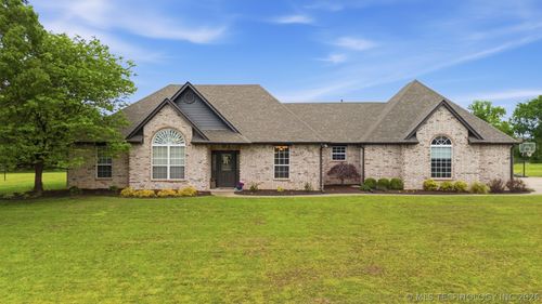 3300 Holly Rd, Claremore, OK, 74019-1903 | Card Image