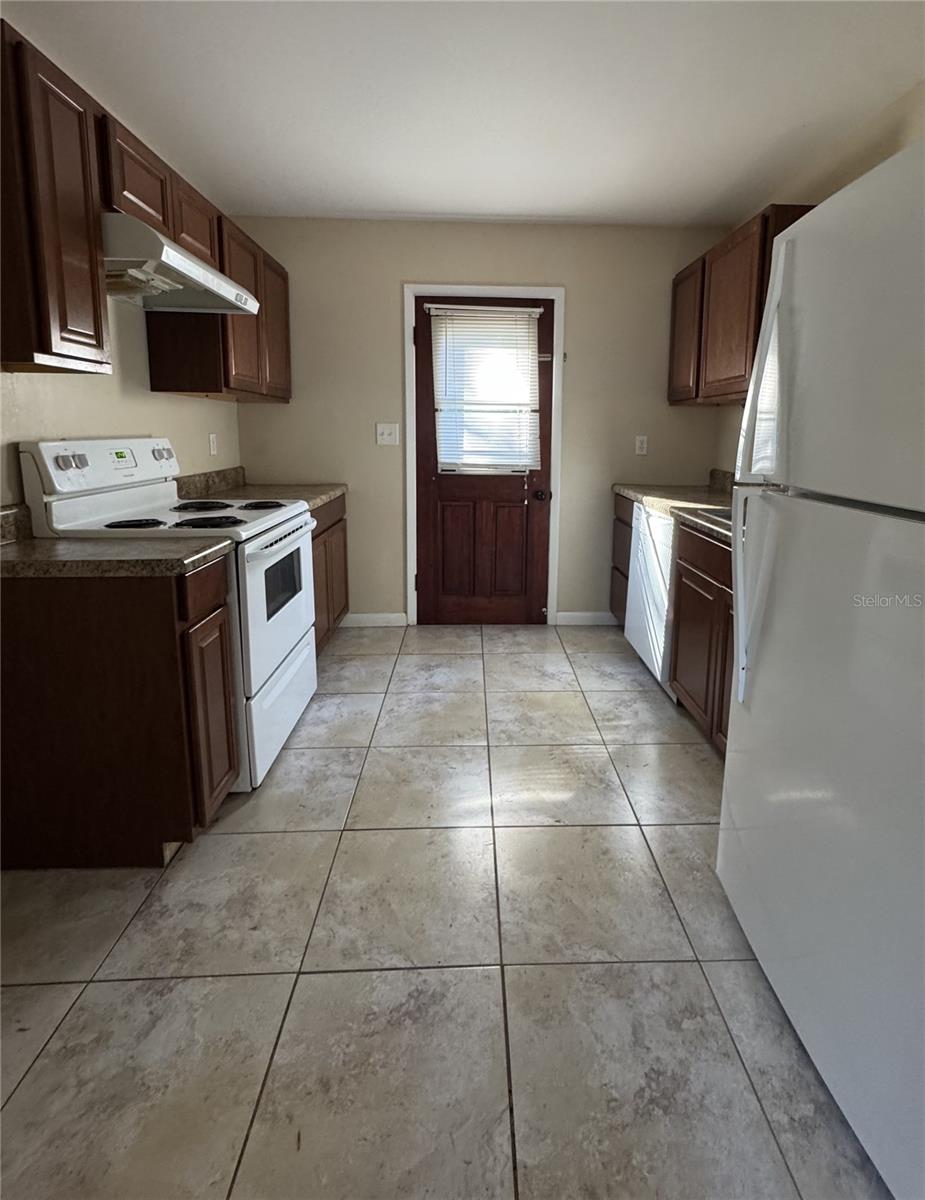 Residential in BROOKSVILLE 4