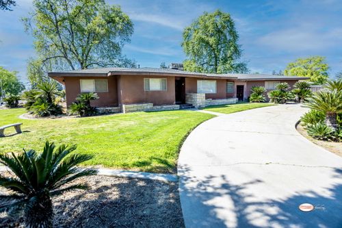 1019 N Manor Dr, Tulare, CA, 93274-2114 | Card Image