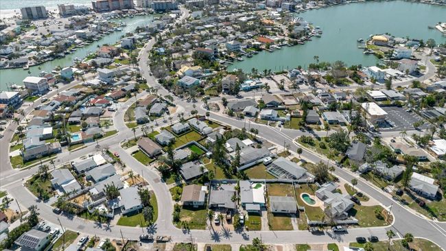 596 S Bayshore Dr, House other with 2 bedrooms, 1 bathrooms and null parking in MADEIRA BEACH FL | Image 67