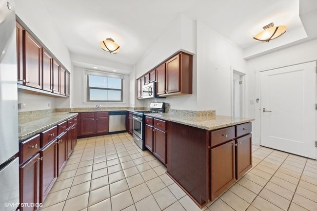 APT-10A - 5000 S East End Ave, Home with 3 bedrooms, 3 bathrooms and 1 parking in CHICAGO IL | Image 9
