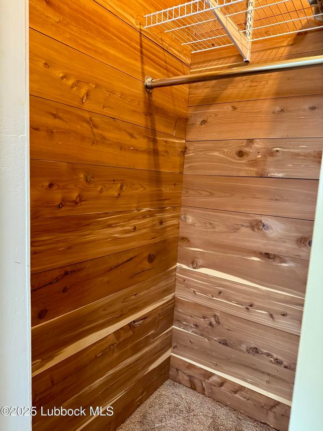 213 E 7 Th St, House other with 3 bedrooms, 3 bathrooms and null parking in Idalou TX | Image 14