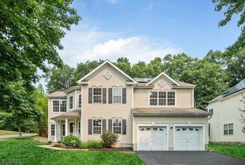 1 Winding Ridge Rd, Lake Hopatcong, NJ, 07849-1786 | Card Image