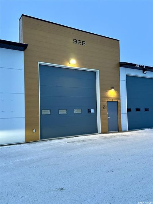 2-928 8th St S, Martensville, SK, S0K0A2 | Card Image