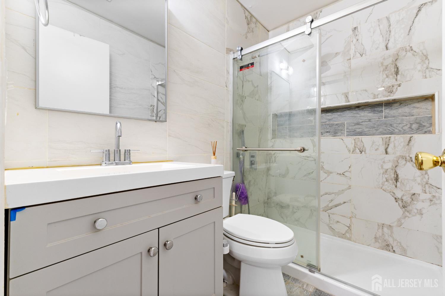 Residential Lease in Middlesex 4
