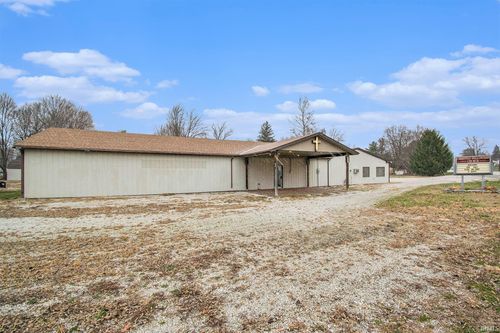 1002 State Road 114 E, North Manchester, IN, 46962-9300 | Card Image
