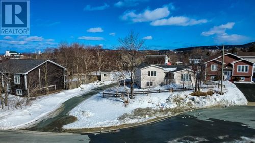 11 Carrie Wood Pl, Conception Bay South, NL, A1X0E6 | Card Image