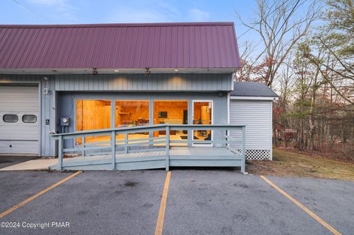 106 Camellia Rd, Brodheadsville, PA, 18322-7808 | Card Image