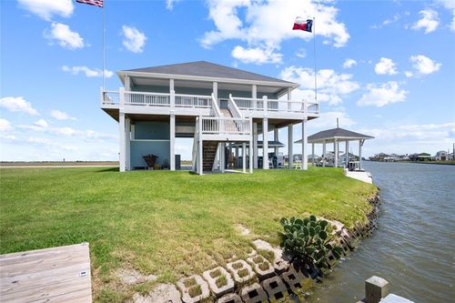 1301 Lagoon Dr, Crystal Beach, TX, 77650 | Card Image