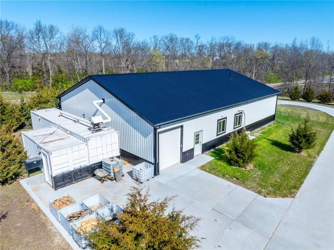 9016 Se Highway 69, House other with 3 bedrooms, 3 bathrooms and null parking in Cameron MO | Image 73