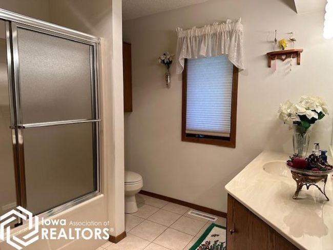 1615 Sullivan Ave, House other with 4 bedrooms, 3 bathrooms and null parking in Humboldt IA | Image 12