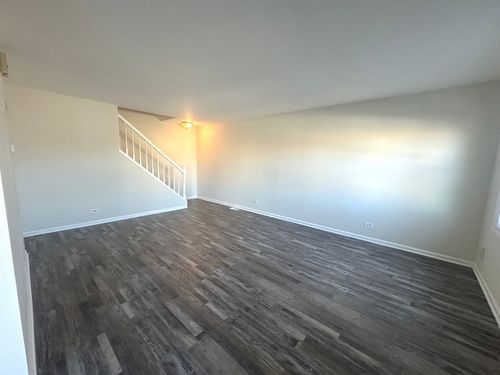 unit-b-306 Northwestern Ct, Bloomingdale, IL, 60108-2072 | Card Image