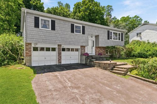 1753 Highbrook St, Yorktown Heights, NY, 10598-4507 | Card Image